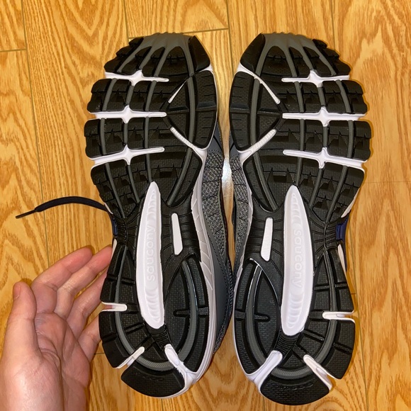 NEW MENS SAYCONY INFINITY 4 SNEAKERS SIZE 11 - Picture 6 of 6